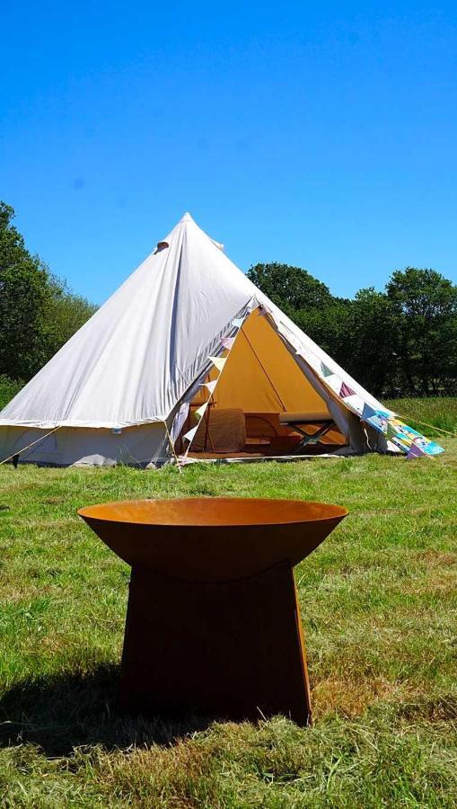 Dorset Glamping Fields Hotel Corfe Mullen Exterior foto